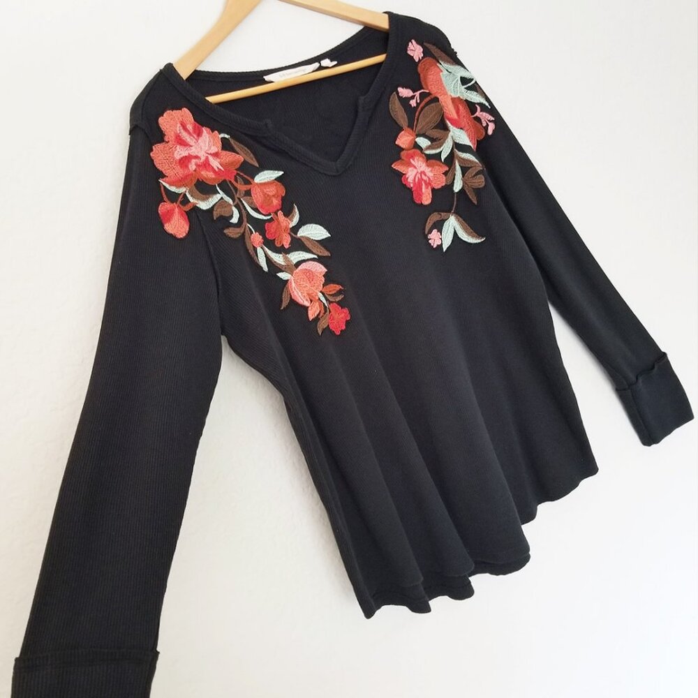 Soft Surroundings Wildflower Floral Embroidered Thermal Top Waffle Knit Black L - Picture 14 of 16